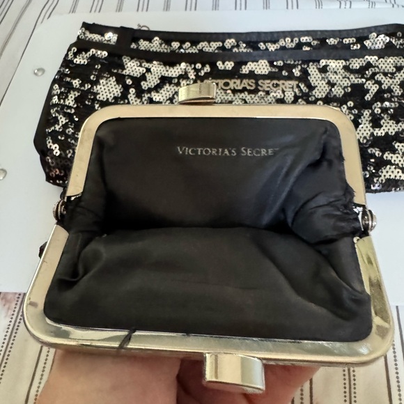 Victoria’s Secret Bling Bag with matching coin purse NEVER USED - Picture 11 of 13